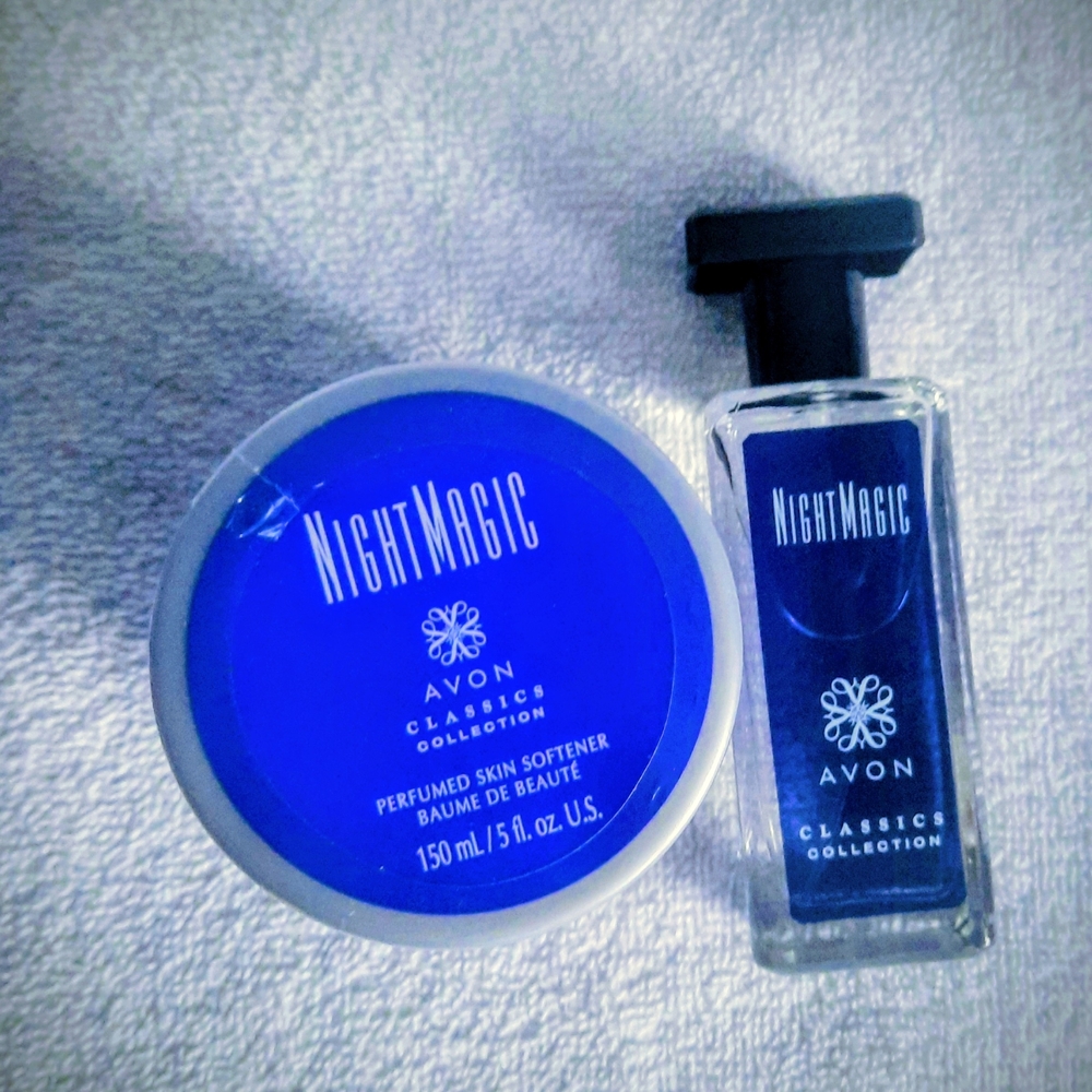 Avon Night Magic Bath & Body Set in Blue